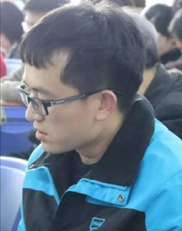 胡思源老师在讨论会上讲话