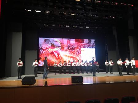 于书记正在指导